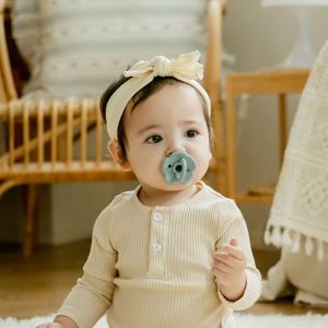 아무브 실리콘 쪽쪽이 공갈 노리개 젖꼭지 + 케이스