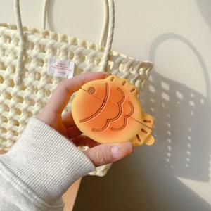 TEMU Airpods 1/2/3/4/Pro/Pro 2 보호 케이스, 귀엽고 창의적인 타이야키 물고기 쿠키 디자인, 부드러운 TPU 실리콘 소재, Airpods Pro 2를 안전하게 보호하는 완벽한 제품입니다.