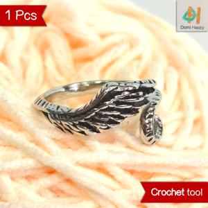 TEMU 2025년 신상 코바늘 뜨개질 도구 1개, 날개 또는 잎 모양 디자인 - 자신에게 이상적인 선물, 뜨개질 경험 향상을 위한 완벽한 선택.