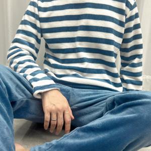 TEMU 부드럽고 편안한 플리스 잠옷 세트. 긴소매와 바지로 구성되어 있으며, 아시아 사이즈에 맞게 제작되었습니다. 가을과 겨울에 완벽합니다. 이 스타일리시한 한국 스타일의 라운지웨어 세트에는 따뜻함을 더한 2피스 포함되어 있습니다.|잠옷|냉장고바지|남자옷