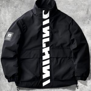 TEMU 남성용 스탠드 칼라 캐주얼 재킷 | 대용량 포켓과 팔 레터 패치가 있는 패셔너블한 알파벳 프린트, 지퍼 클로저, 안감, 야외 활동 및 전천후 사용에 적합