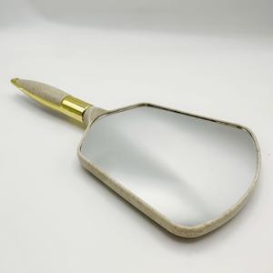 TEMU 유럽 스타일 빈티지 원형/정사각형 휴대용 메이크업 거울, 메이크업 및 자수에 적합한 손잡이 거울, 휴대용 소형 거울. 비즈니스 뷰티 살롱 및 휴일 선물용 작은 선물.