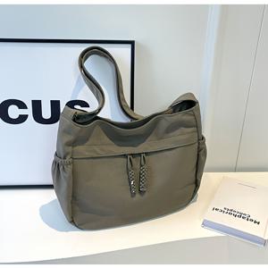 TEMU 크로스바디 백, 숄더 핸드백, 대용량 토트 파우치, 언더암 사첼, 새로운 니치 메이크업 파우치