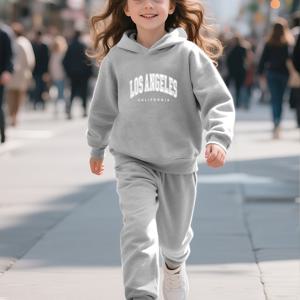 TEMU 패션 가을/겨울 캐주얼 스포티 스타일 여아용 귀여운 달콤한 카툰 레터링 인기 프린트 긴팔 안감 포근한 후드 스웨트셔츠 + 조거 팬츠 투피스 세트, 야외 활동에 완벽