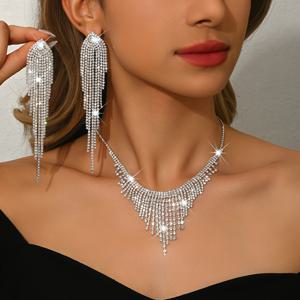 TEMU 여성 파티 및 프롬 복장을 위해 디자인된 라인스톤이 장식된 세련된 은도금 구리 귀걸이 및 목걸이