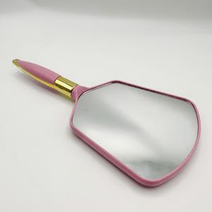 TEMU 유럽 스타일 빈티지 원형/정사각형 휴대용 메이크업 거울, 메이크업 및 자수에 적합한 손잡이 거울, 휴대용 소형 거울. 비즈니스 뷰티 살롱 및 휴일 선물용 작은 선물.