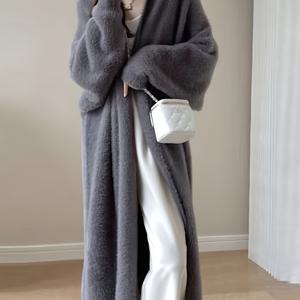 TEMU 2025년 신상 가을/겨울 컬렉션: 여성용 우아한 롱 니하이 카디건 스웨터, 편안하고 넉넉한 핏에 두꺼운 소재 사용.