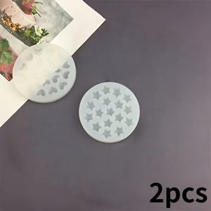 TEMU 하트 모양으로 제작된 실리콘 몰드 2개 세트. 레진, 시멘트, 양초로 아이템을 제작하기에 이상적입니다. 이 몰드는 튼튼하고 분리하기 쉬우며 크리스마스 장식, 키체인, 정교한 캐스트, 홈 데코를 만들 때 재사용할 수 있습니다.