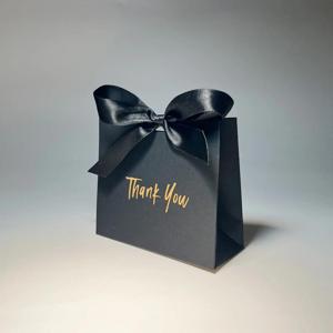 TEMU 리본 장식이 된 작은 사탕 상자 10개 세트. 결혼식 및 파티 장식에 완벽합니다. 이 종이 상자들은 선물 포장 및 감사 상자로 사용됩니다.