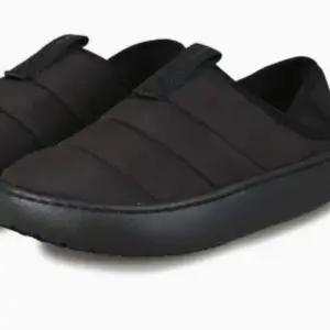 CROCS MG01  퍼프 모크 패딩 슬리퍼 클래식 퍼프모크패딩슬리퍼 210706-060