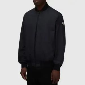 몽클레어 패치로고 Grammont 봄버자켓 블랙 1A00188 54A91 999