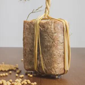 재래식 전통메주 (100% 국산콩) 1덩이/ 전통방식 황토방에서 띄워 더 감칠맛나는 자연건조 국산메주