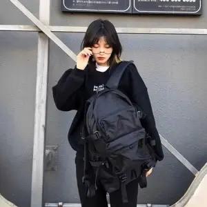 (색상 블랙)멀티 스트랩 수납력 좋은 학생 백팩 노트북백팩