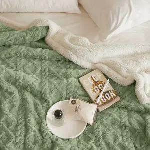 [한빛카페트] 몽글촉촉 꽈배기 극세사 양털 니트 담요 150x200cm