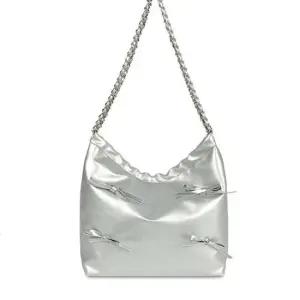 여성정장가방 리본 체인끈 조리백 유광 패션가방 스타일링 숄더백