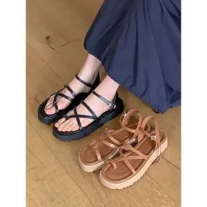 [하프클럽/]버클 스트랩 쪼리샌들 3cm_25S352