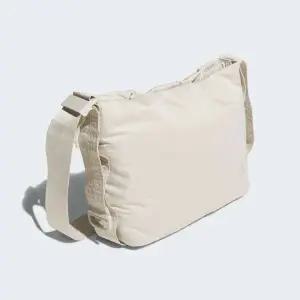 [아디다스](신세계 사우스시티)[악세서리] 워딩 사코슈 (JY9118) 베이지