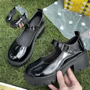 (제스트)무광 유광 통굽로퍼 스트랩샌들 펌프스힐 버클 구두