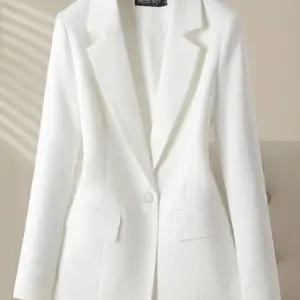 화이트정장자켓 슬림핏 원버튼 무대 가수 하얀색 검은