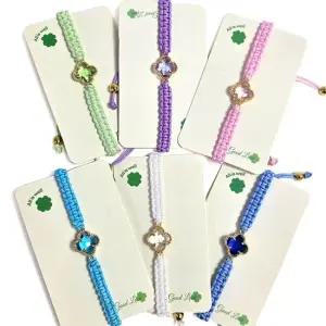 네잎클로버 행운 팔찌 1세트 우정 아이템 귀여운 악세사리 장난감 커플 행운 생일선물