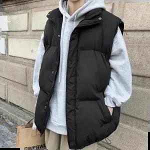 캐주얼패딩 남성오버핏 스타일 넉넉한 핏 편안한 패딩 조끼