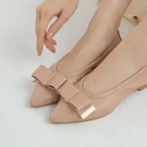 [롯데백화점]소보 마네즈 스틸레토 리본 플랫슈즈 1cm