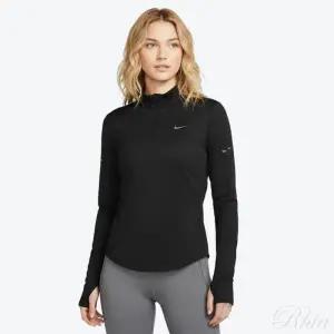 나이키 스위프트 드라이 핏 UV 쿼터집 러닝 탑 W 블랙 HQ0500 010