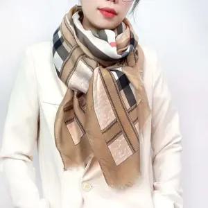 부드러운 비스코스 00% 체크 롱 숄 스카프 머플러 남여 공용 여성스카프 여행스카프 봄스카프 대성무역