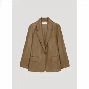 [롯데백화점]리스트 에코,레더 싱글 원버튼 자켓(TWWJKP52020)