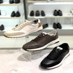 [닥스] 남성 오버솔 키높이 초경량 스니커즈 dox603