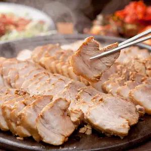 HACCP인증 청정 제주 흑돼지 앞다리살 1kg (500gx2팩/수육용/진공포장)