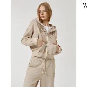 [후아유](김해점)California Dyed Crop Hood Zip-up (WHMZF4931F)