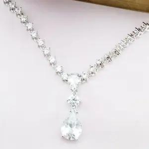 보석 큐빅 목걸이 펜던트-화이트DG 목걸이선물 큐빅목걸이 큐빅펜던트 예쁜목걸이
