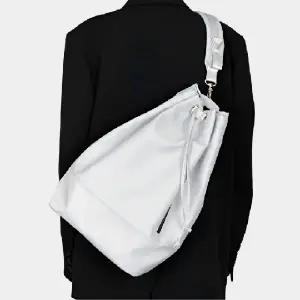 영패커 메신저백 노트북가방  대학생가방 더플백 크로스백 백팩 여성백팩 보부상가방 나일론가방