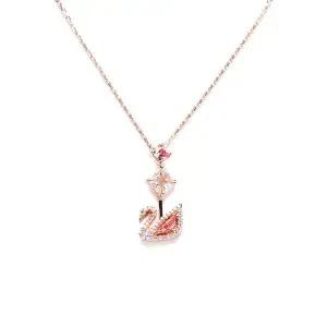 [스와로브스키] 5473024 Dazzling Swan 다즐링 스완 펜던트 Y 목걸이