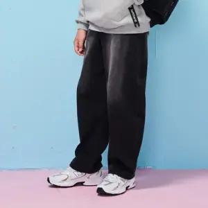 에꼴리에 HC33 벌룬 와이드 블랙 워싱진 남아,여아,바지,청바지,흑청,블랙청,벌룬핏,