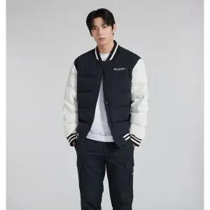 [디스커버리](하남점)24F/W[정상가299000] 디스커버리 남여공용 프리미엄 바시티 다운 패딩 DXDJGE046