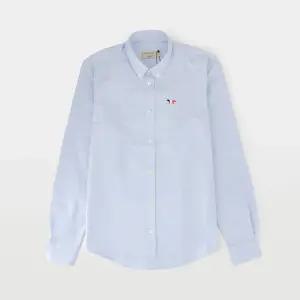 메종키츠네 트리컬러 폭스 패치 클래식 남녀공용 셔츠 AM00400WC0003 LB