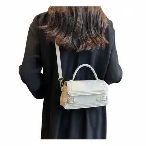 CMB4187여성 꽃무늬 스터드 사각 버클 하객용 핸들 크로스백