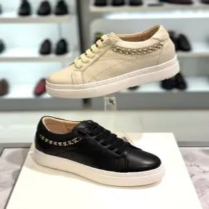 [닥스] 여성 5센치 키높이 체인장식 스니커즈 dif407