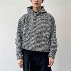 남성 오버핏 스타일 유니크 패턴 포켓 후드 티셔츠