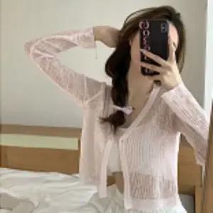 여성 여리 여리핏 얇고 가벼운 시스루 크롭 가디건 여자가디건