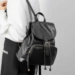 캐주얼 심플 여성 버클 빅포켓 복조리 레더 미니 백팩 여자백팩