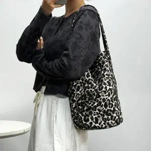 가벼운 원통 호피숄더백 데일리 호피무늬 숄더백-WFI0P8C
