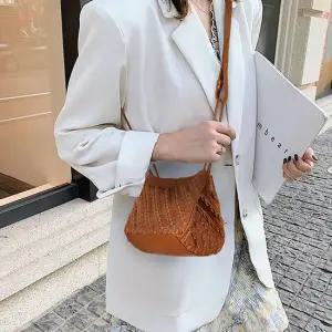 여성 마그네틱바 숄더백 크로스백 데일리 미니손가방 대학생버킷백 귀여운크로스백