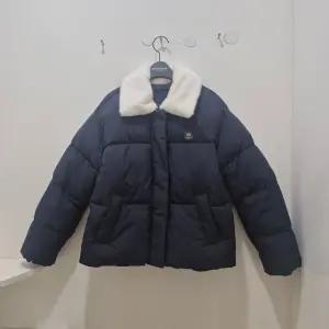 [행복한백화점][행텐주니어]틴즈 여아 포레스트 카라 퍼 데코 점퍼  1454011080769 네이비