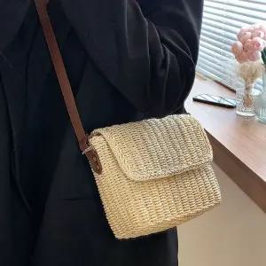 봄 여름 가을 여성 외출 패션 다양한 코디 라탄백