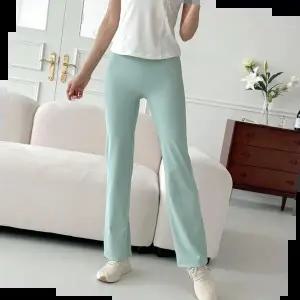 트레이닝바지 여성 부츠컷 레깅스 요가 필라테스 실내스포츠 운동복