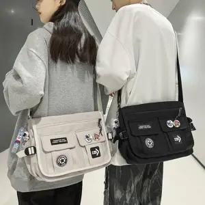 학생 직장인 데일리 커플 메신저백 크로스백 가방 (KYR-WCBF6EF)