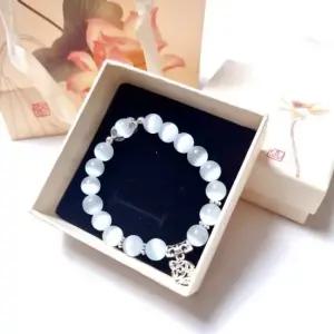 화이트 비즈 팔찌 선물용 포장 오팔 디자인 부모님 묵주 연휴 커플 부처님 어버이날 삼재